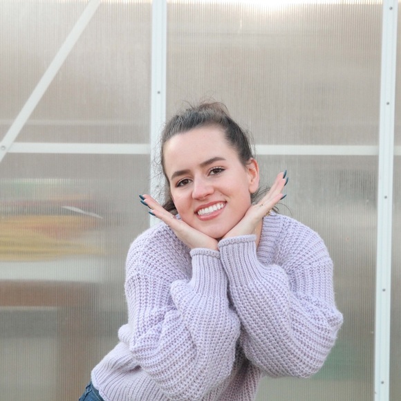 Meet your Posher, Meredith - Picture 1 of 1